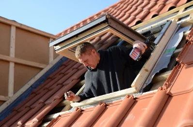 Pose de fenêtres de toit Velux aux Charmontois